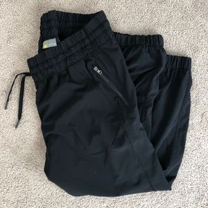 NWOT- Zella daily joggers